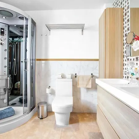 Playa Blanca Sleeps 10 Pool Air Con Wifi * Playa Blanca (Lanzarote)